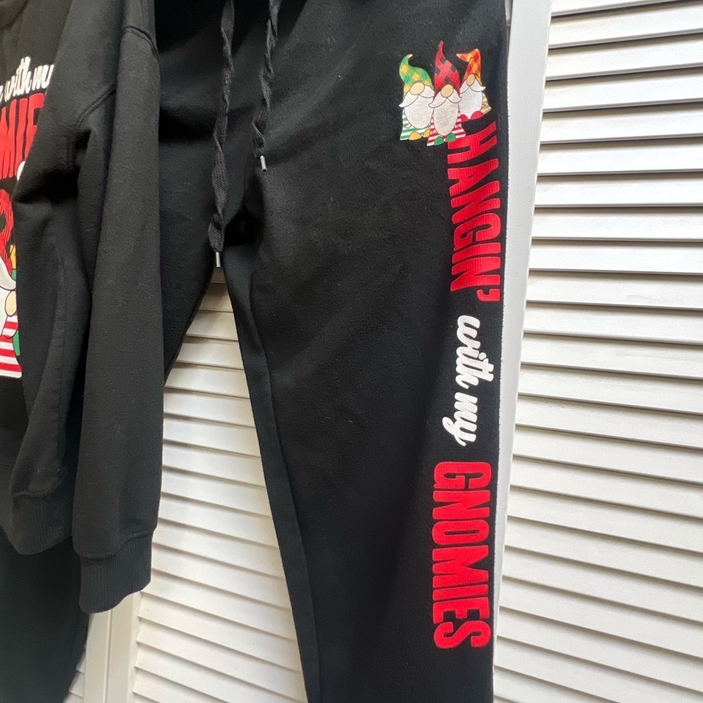 Hanging with my Gnomies  Black Sweatshirt Jogger pants Pajama Holiday Christmas - Picture 4 of 9